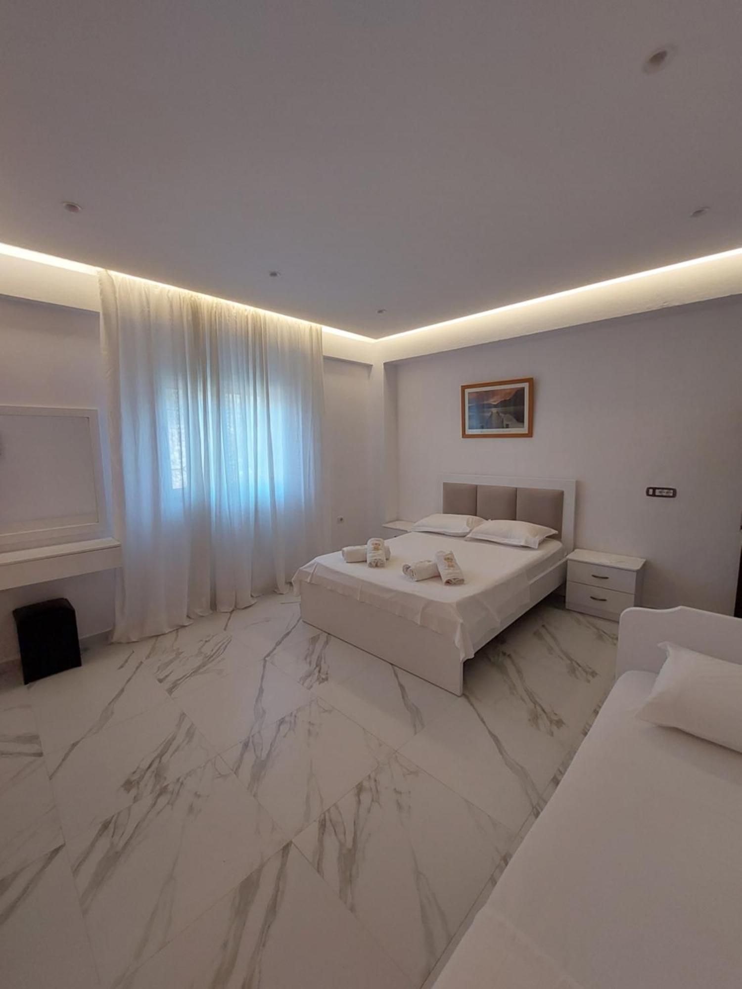Villa-Leandro Ksamil Luaran gambar